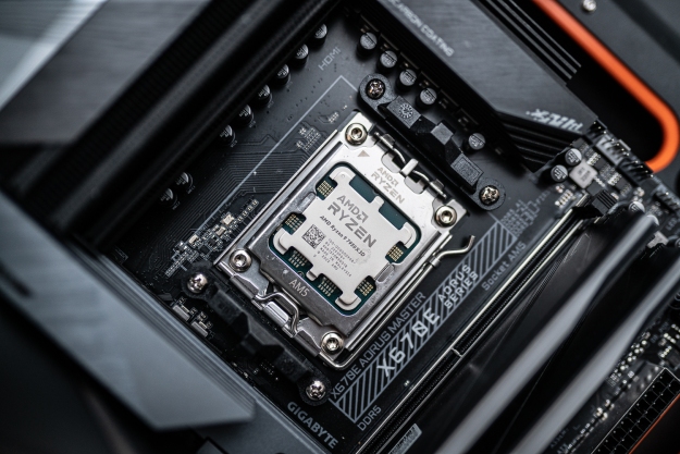 Bộ vi xử lý AMD Ryzen 9 7950X3D - 4.2GHz up to 5.7GHz - 144MB - 16 Nhân 32 Luồng - Socket AM5 Box Chính Hãng