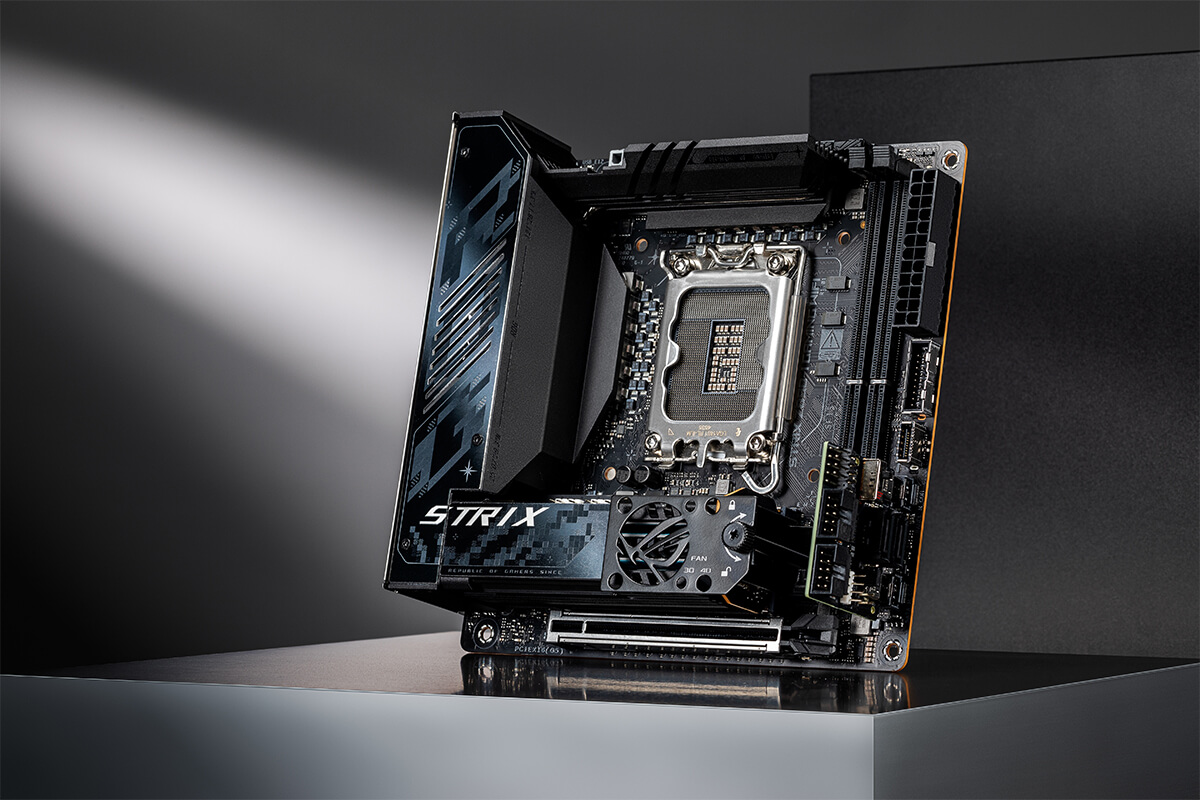 Mainboard ASUS ROG STRIX Z890-I GAMING WIFI DDR5 h1