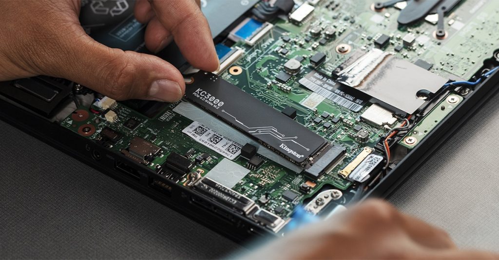 Lắp đặt ổ cứng SSD NVMe mới cho PC