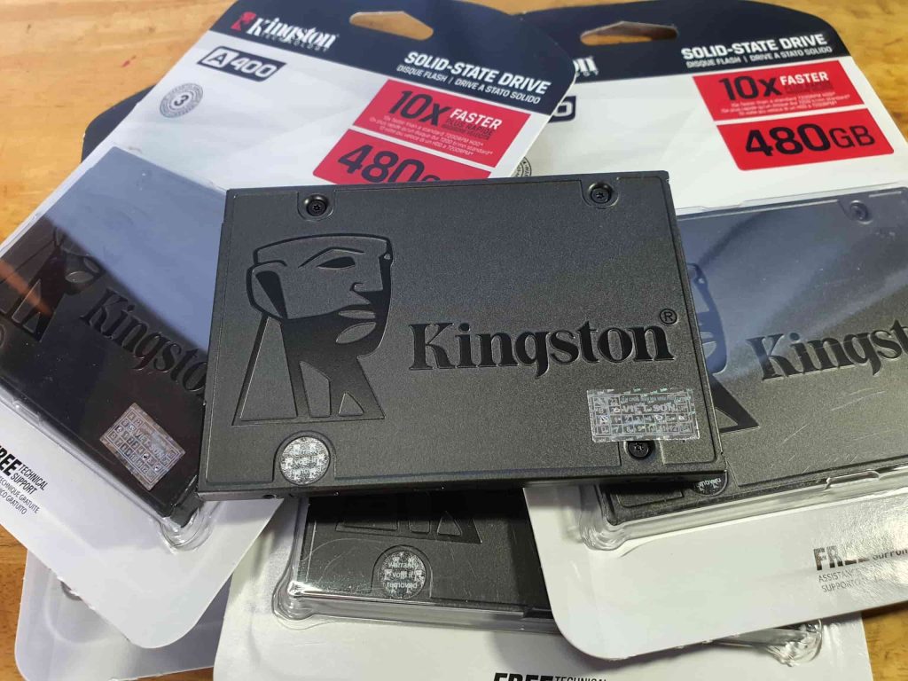 Ổ cứng Kingston có hiệu năng ổn định và dễ dàng lắp đặt